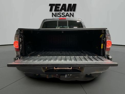 Used 2010 Toyota Tacoma 4x4 Double Cab image 6