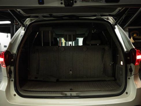 Used 2018 Toyota Highlander Limited Platinum image 7