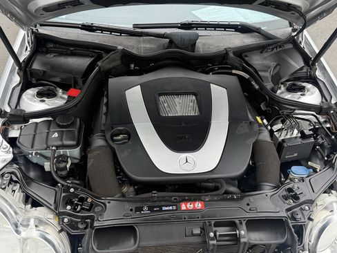 Used 2007 Mercedes-Benz C 230 Sedan image 17