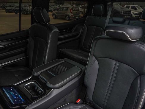 Used 2024 Jeep Grand Wagoneer Series II w/ Quick Order Packagew 28T image 30