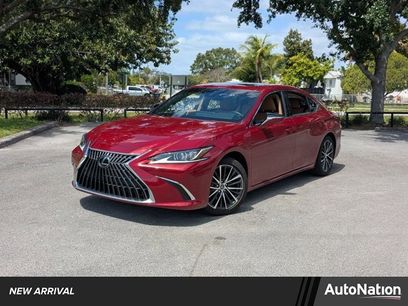 Used 2024 Lexus ES 350 w/ Premium Package