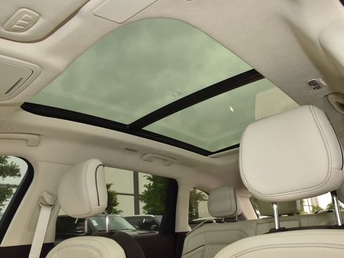 New 2026 Lincoln Nautilus Black Label AWD/4WD image 32