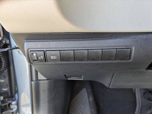 Used 2025 Toyota Corolla LE FWD image 11
