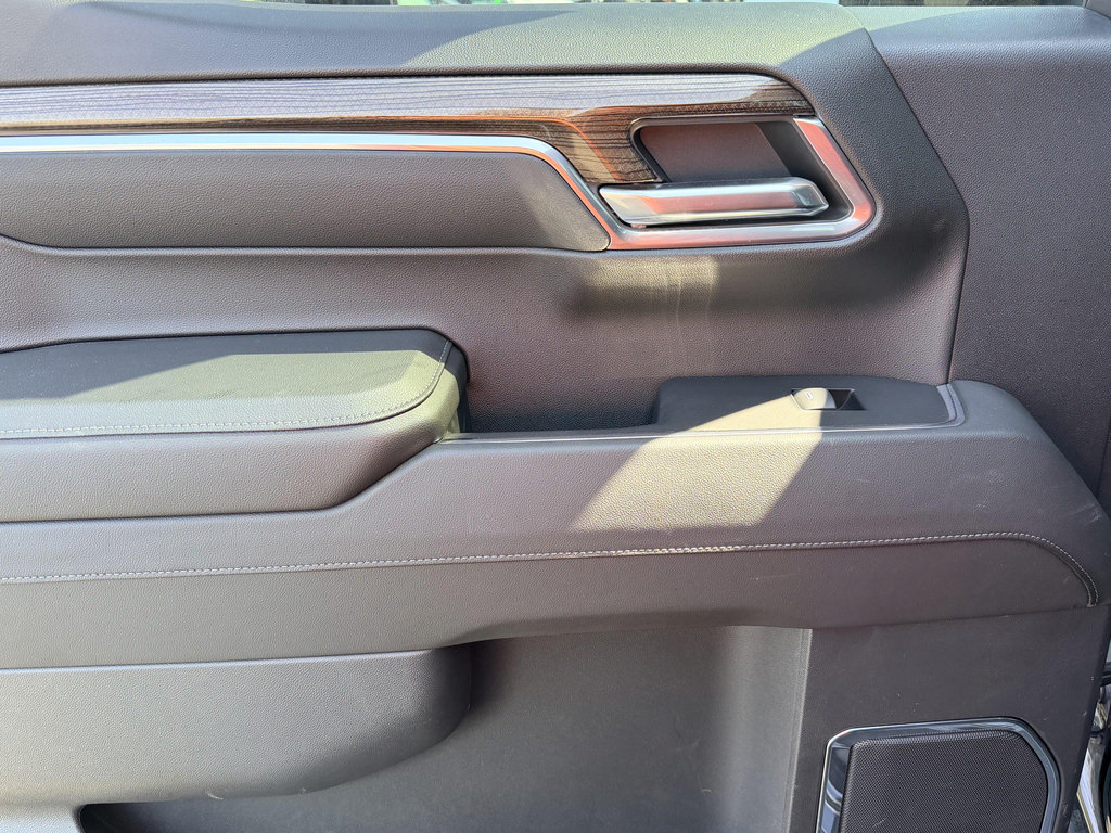 Used 2024 Chevrolet Silverado 1500 LT AWD/4WD image 16