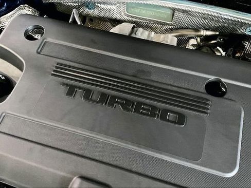 Certified 2025 Buick Envision Avenir AWD/4WD image 28