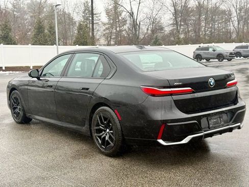 Used 2024 BMW 740i xDrive image 5