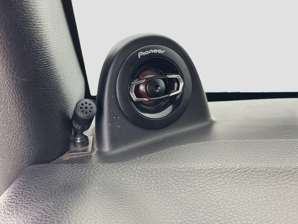 Used 2013 Jeep Wrangler Unlimited Sahara w/ Connectivity Group AWD/4WD image 16