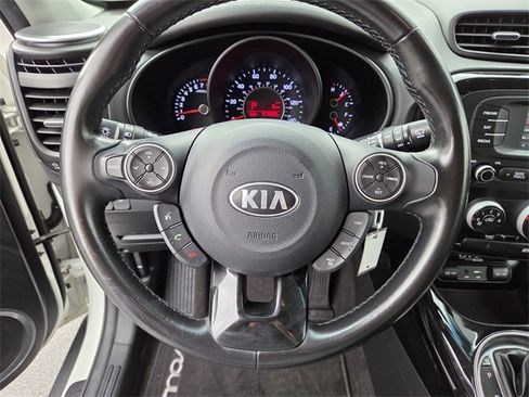 Used 2016 Kia Soul ! image 17
