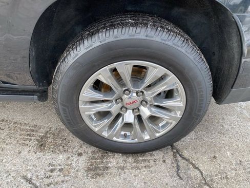 Used 2021 GMC Yukon XL Denali w/ Advanced Technology Package image 14