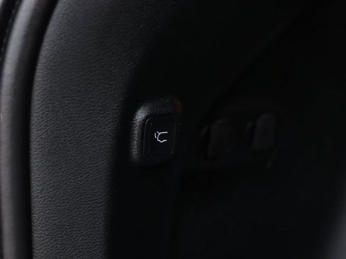 Used 2022 Jeep Cherokee Latitude Lux w/ Sun & Sound Group image 30