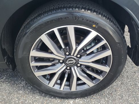 Certified 2024 Nissan Kicks SV w/ Exterior Package image 8