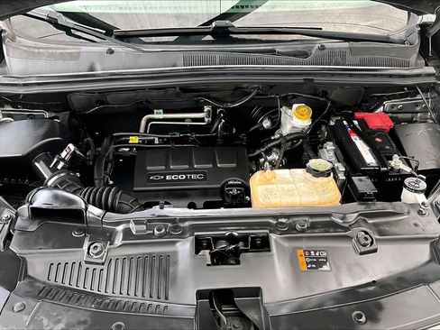 Used 2020 Chevrolet Trax LS FWD image 31