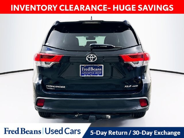 Used 2017 Toyota Highlander XLE AWD/4WD image 8