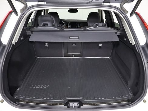 Used 2023 Volvo XC60 B5 Plus w/ Climate Package AWD/4WD image 21