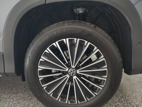 New 2026 Volkswagen Tiguan S AWD/4WD image 6