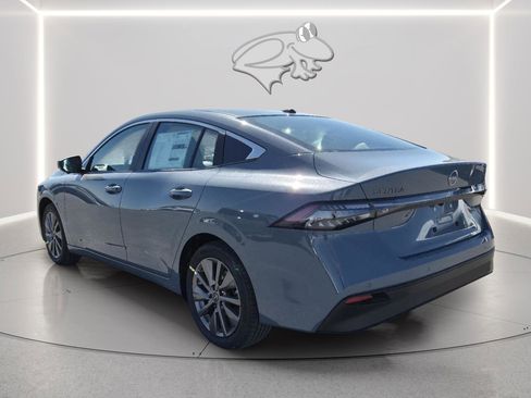 New 2026 Nissan Sentra SL image 7