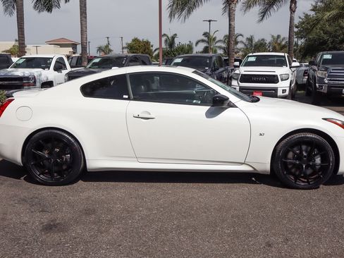 Used 2015 INFINITI Q60 Sport Limited image 10