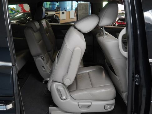 Used 2011 Honda Odyssey Touring image 25