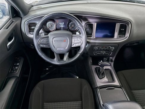 Used 2020 Dodge Charger SXT w/ Blacktop Package image 4