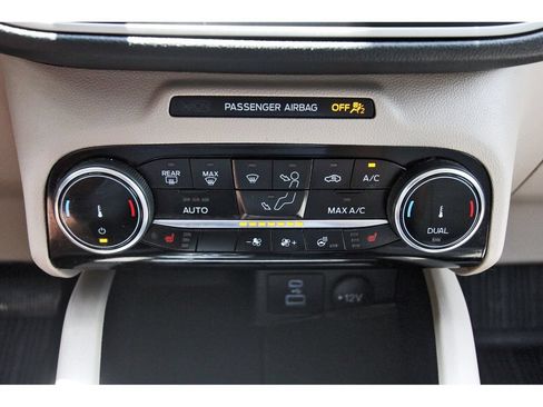 Used 2022 Ford Escape SEL FWD image 26
