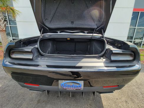 Used 2023 Dodge Challenger R/T w/ Blacktop Package RWD image 19