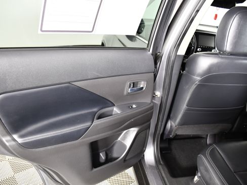 Used 2020 Mitsubishi Outlander SEL AWD/4WD image 46