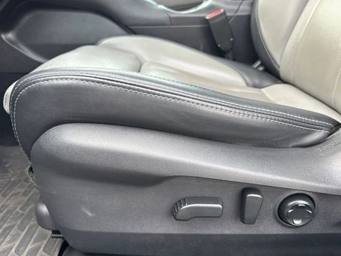 Used 2023 Subaru Outback Limited image 14