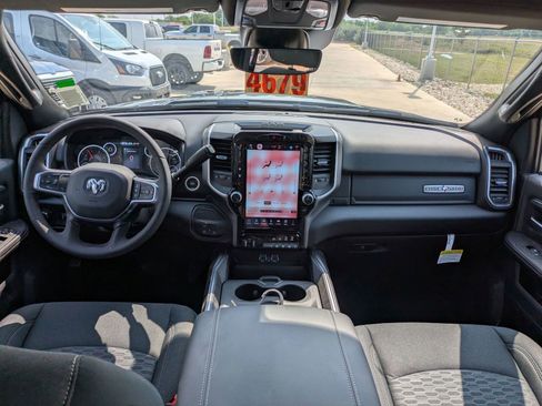 New 2025 RAM 2500 Lone Star image 13