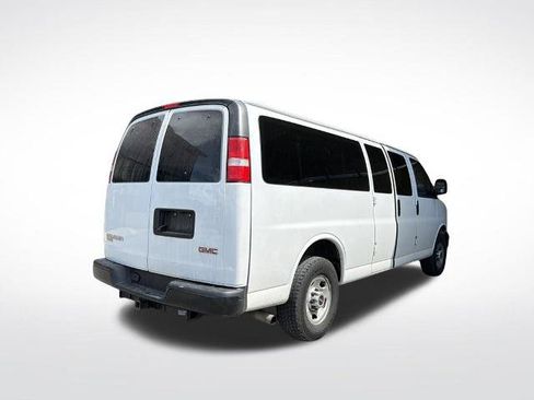 Used 2024 GMC Savana 3500 LS RWD image 4