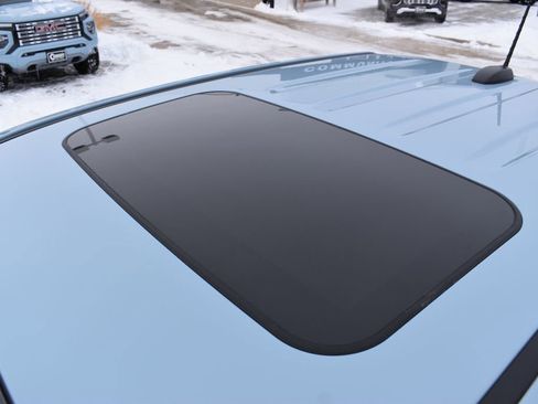 New 2026 GMC Canyon Denali image 15