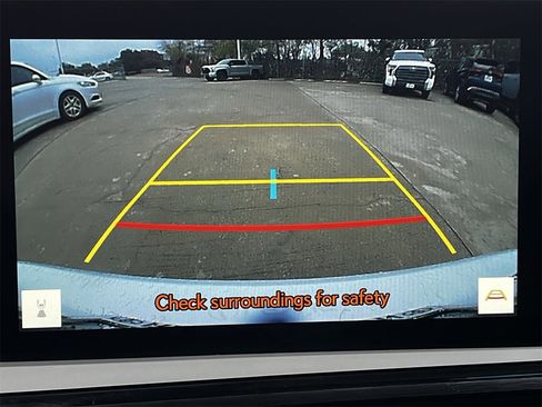 Used 2023 Lexus ES 300h w/ Premium Package image 16