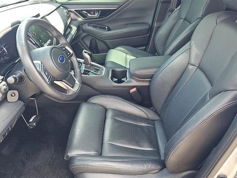 Used 2025 Subaru Outback Touring XT AWD/4WD image 9