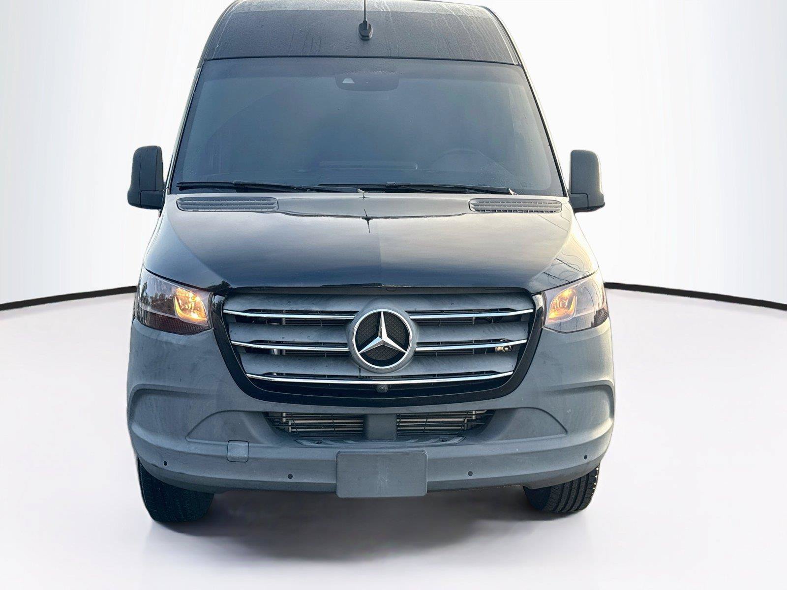 Used 2022 Mercedes-Benz Sprinter 2500 image 8
