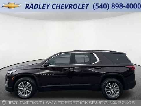Certified 2023 Chevrolet Traverse LT image 2