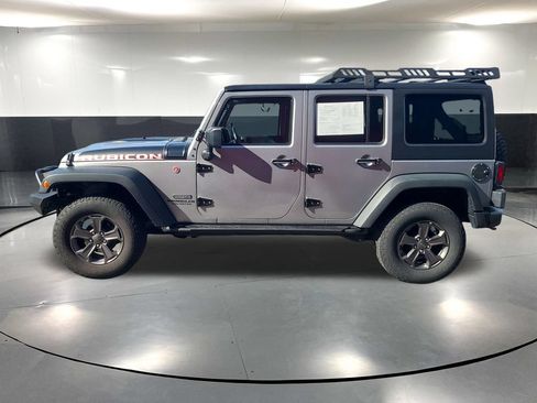 Used 2017 Jeep Wrangler Unlimited Rubicon AWD/4WD image 11