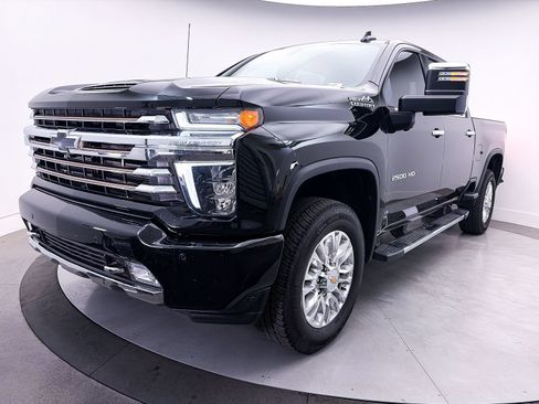 Used 2022 Chevrolet Silverado 2500 High Country AWD/4WD image 17