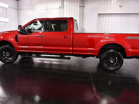 Used 2022 Ford F250 Lariat w/ Black Appearance Package AWD/4WD image 4