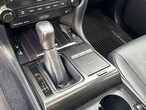 Used 2022 Lexus GX 460 Luxury w/ Off Road Package AWD/4WD image 36