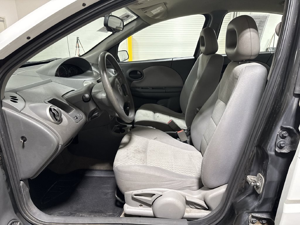 Used 2006 Saturn ION Level 2 w/ Preferred Pkg FWD image 18