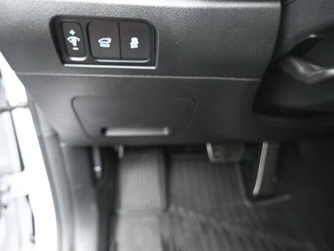 Used 2025 Kia Sorento SX Prestige AWD/4WD image 16