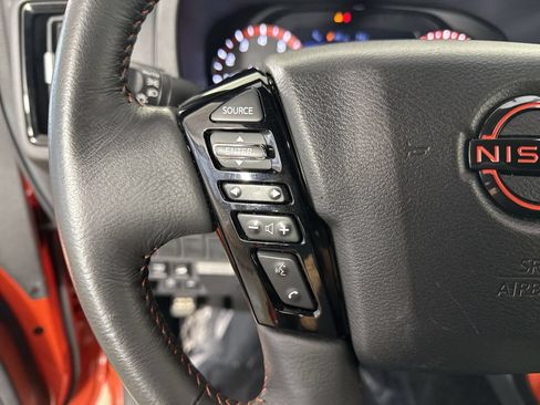 Certified 2025 Nissan Frontier PRO-4X AWD/4WD image 13