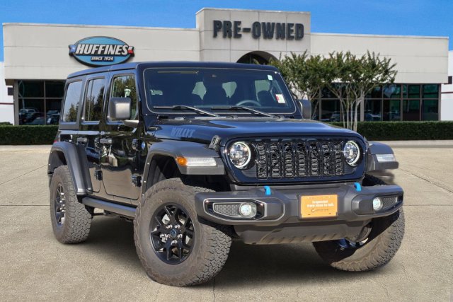 Used 2024 Jeep Wrangler Unlimited AWD/4WD image 1