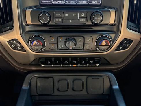 Used 2019 GMC Sierra 2500 Denali w/ Duramax Plus Package image 15