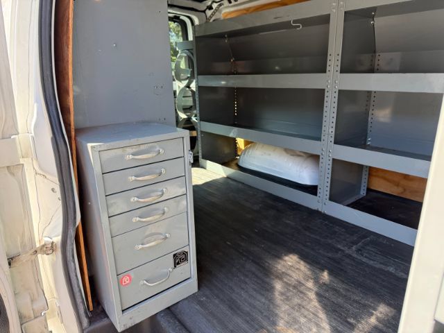 Used 2013 GMC Savana 3500 RWD image 22