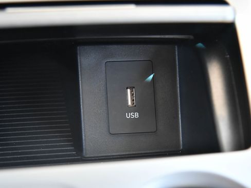 Used 2023 Hyundai Kona SE image 23