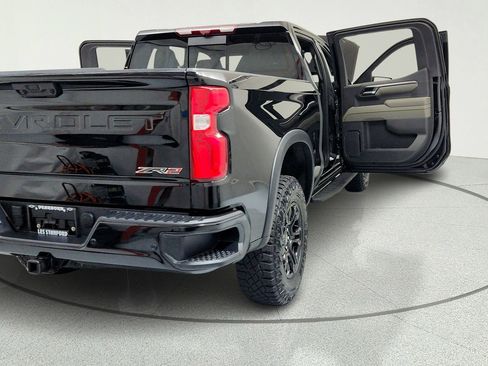 Used 2025 Chevrolet Silverado 1500 ZR2 w/ Technology Package AWD/4WD image 12