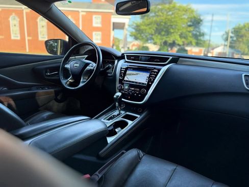 Used 2018 Nissan Murano SL FWD image 12