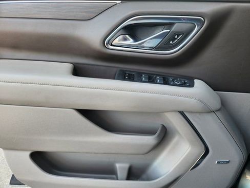 Used 2023 Chevrolet Tahoe LT w/ Luxury Package image 25