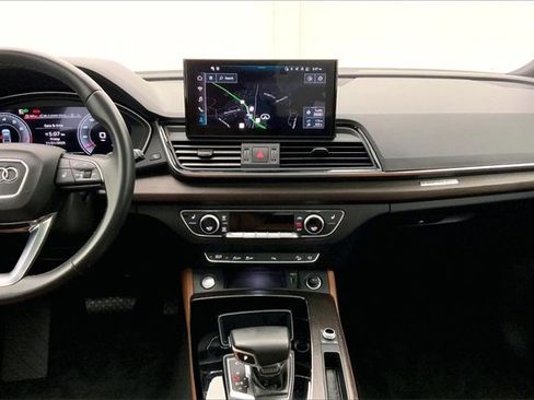 Certified 2023 Audi Q5 2.0T Premium Plus w/ Premium Plus Package image 6