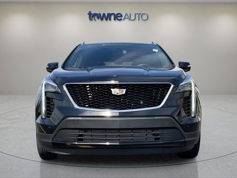 Used 2023 Cadillac XT4 Sport w/ Cold Weather Package image 8